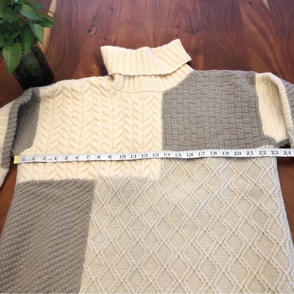 Vintage VITTATINI 100% Wool Chunky Oversized Cable Knit High Neck Jumper Sweater - Picture 8 of 13